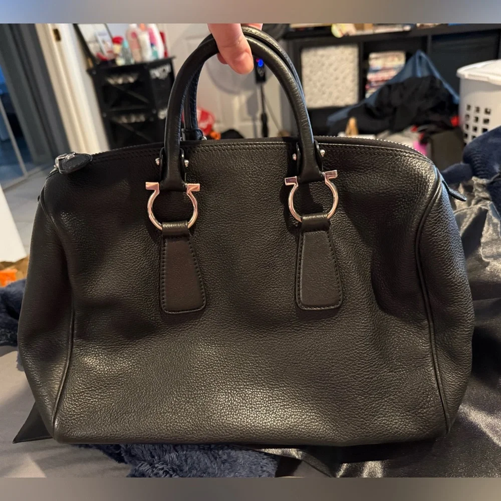 Salvatore Ferragamo Isabel Boston bag - Picture 1 of 14